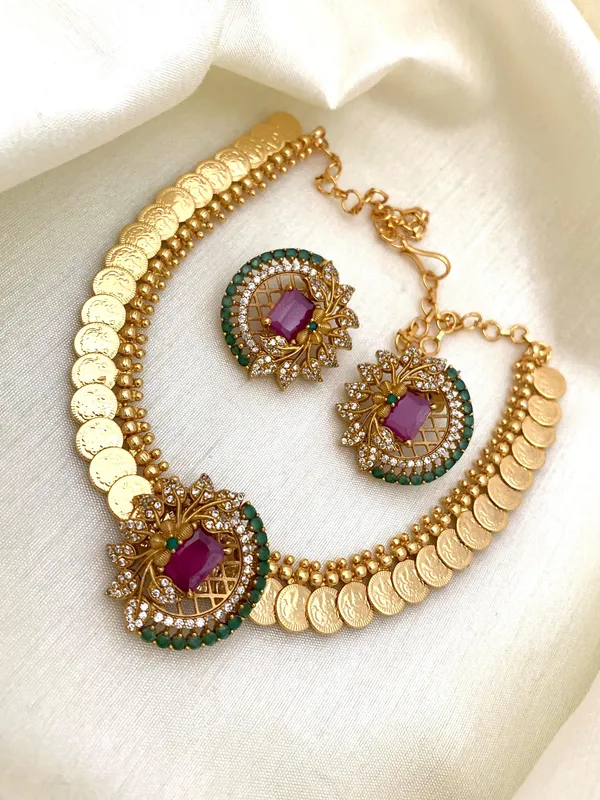 Floral_Design_Coin_Necklace_Set
