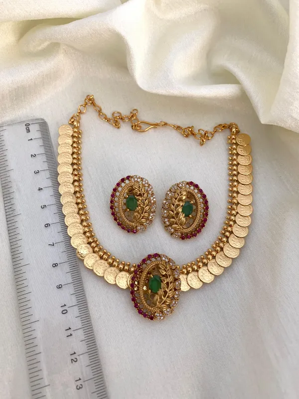 Floral_Design_Coin_Necklace_Set