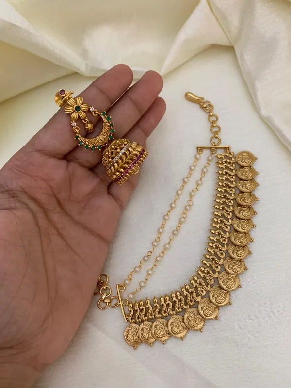 Peacock_design_matte_finish_Coin_Mattel_with_Jhumka