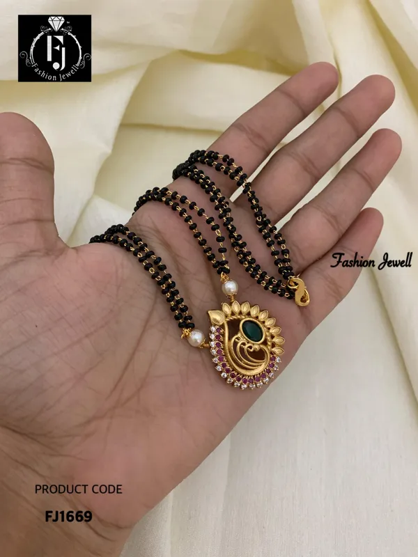 SKRIM_NAKSHATRA_MANGALSUTRA