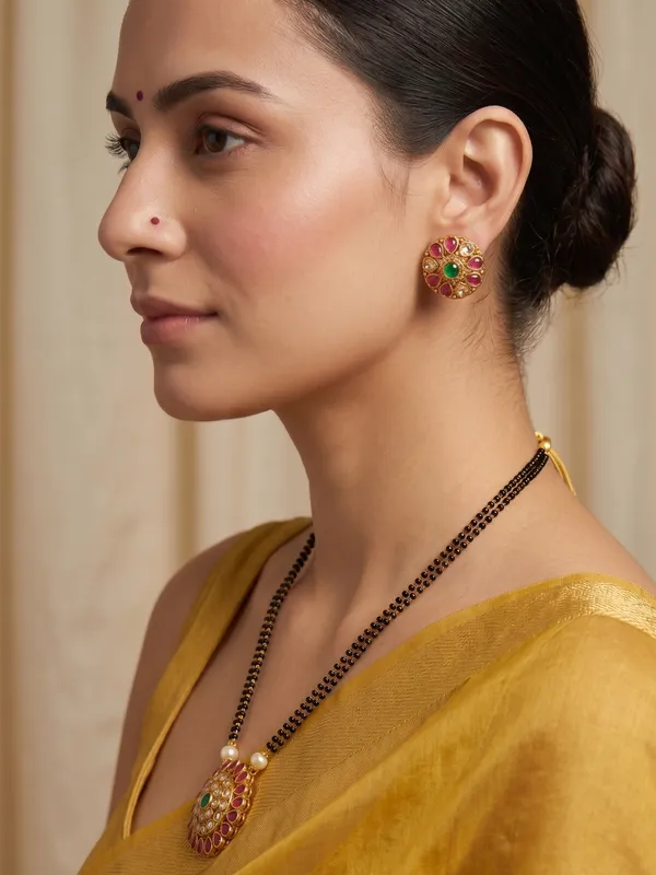 Antique_Mangalsutra_Chain_Pendant_with_Earrings