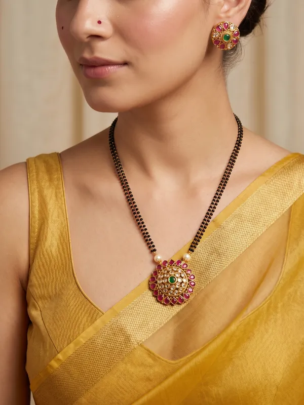 Antique_Mangalsutra_Chain_Pendant_with_Earrings