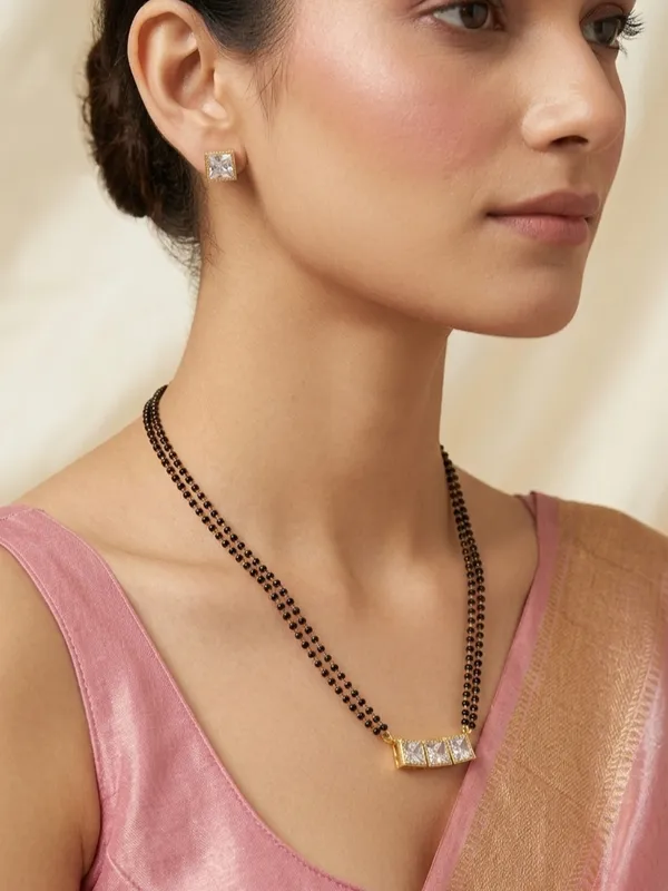 Elegant_Single_stone_Pendant_Mangalsutra_set