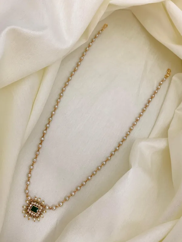 AYNA_PEARL_STRING_NECKLACE