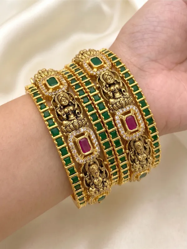 Ginni_Nakshi_Temple__Bangle_Set