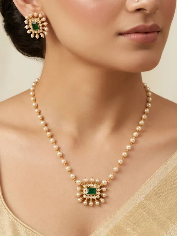 DYNA_PEARL_STRING_NECKLACE_SET