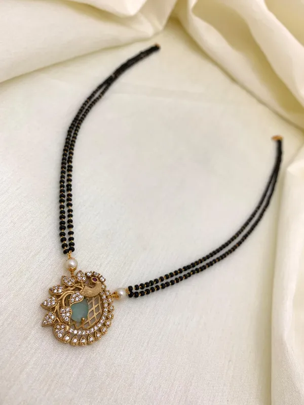 Casual_wear_Peacock_design_Mangalsutra