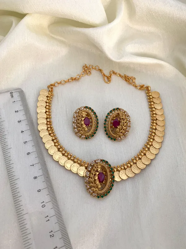 Floral_Design_Coin_Necklace_Set