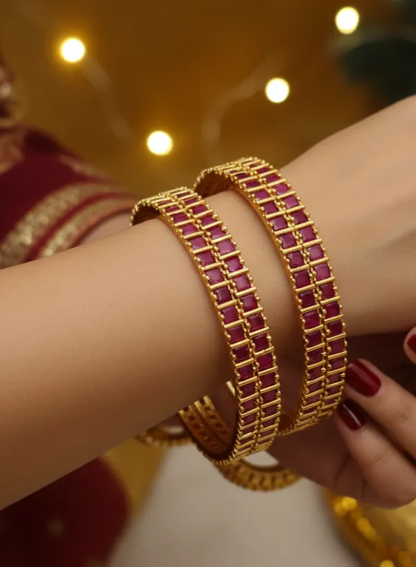 Traditional_Ruby_Emrald_Box_Bangle