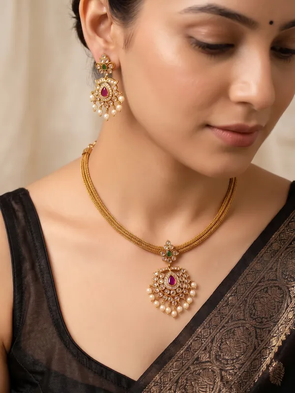Trendy_Ad_Matte_finish_Pendant_Chain_style_Necklace_set