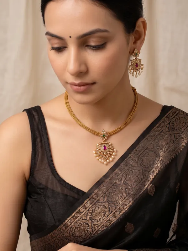 Trendy_Ad_Matte_finish_Pendant_Chain_style_Necklace_set
