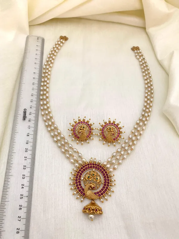 Nisha_Statement_Pearl_String_Necklace