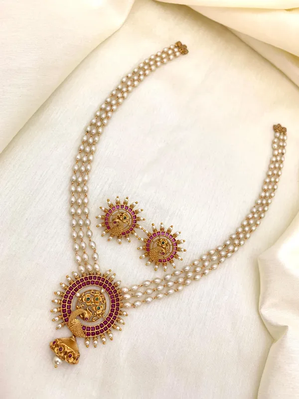 Nisha_Statement_Pearl_String_Necklace