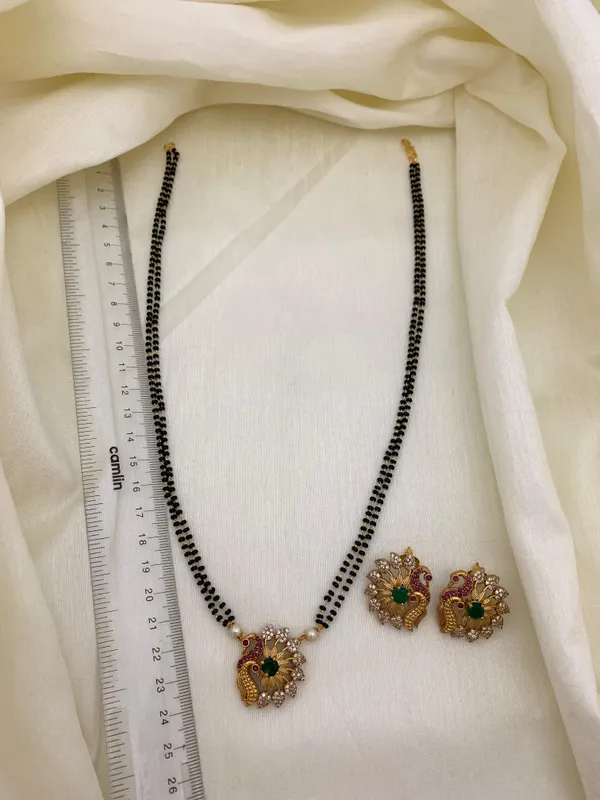 Illeana___Peacock_Mangalsutra_Set