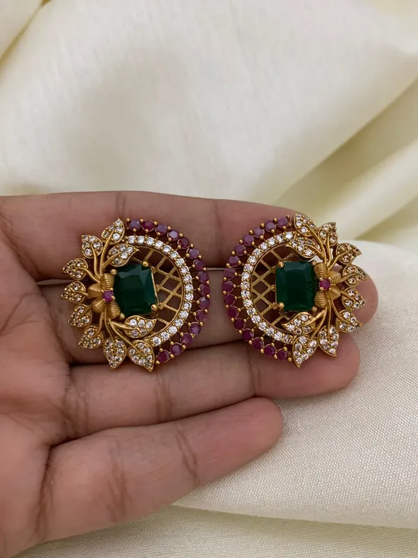Floral_Antique_Stud_Earrings