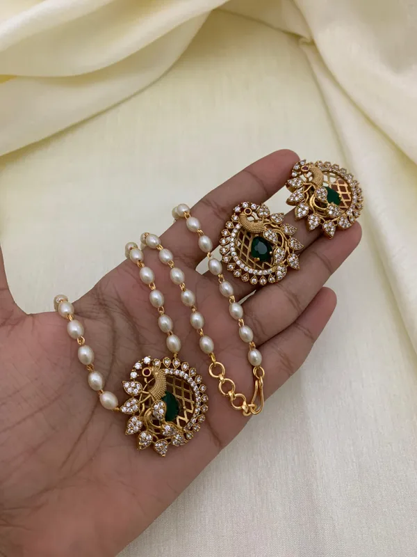 Ethnic_Pecock_Pendant_with_Pearl_Mala_set