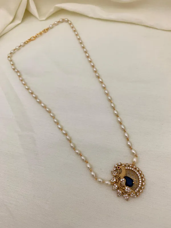 Latest_Peacock_design_Single_line_Pearl_Necklace