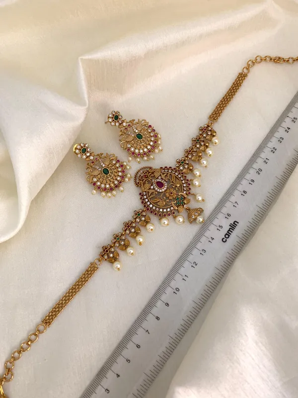 Exclusive_Peacock_design_high_neck_Chokerset