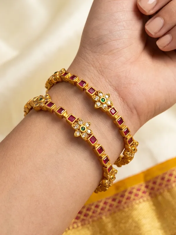 Darsha_Antique_Kempu__Bangles