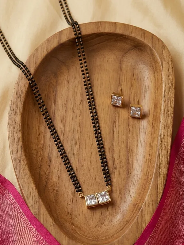 Elegant_two_stone_Pendant_Mangalsutra_set