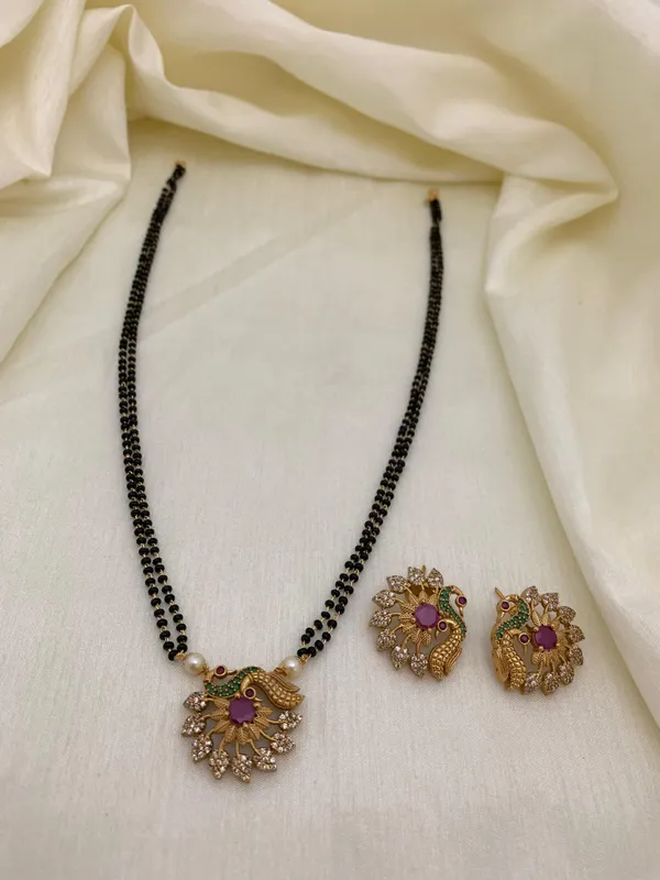 Mirana__Peacock_Mangalsutra_Set