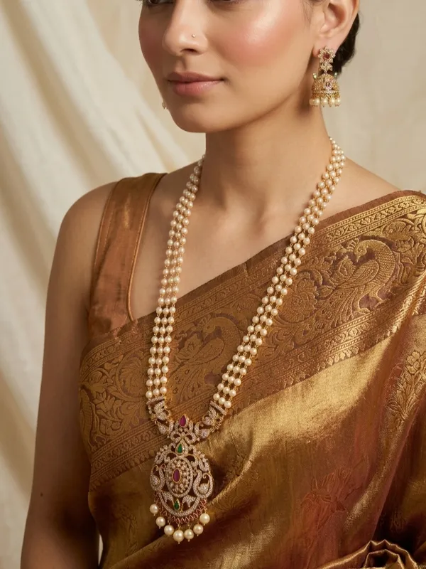 Ethnic_South_Indian_Style_Long_Pearl_Haram_For_Women.