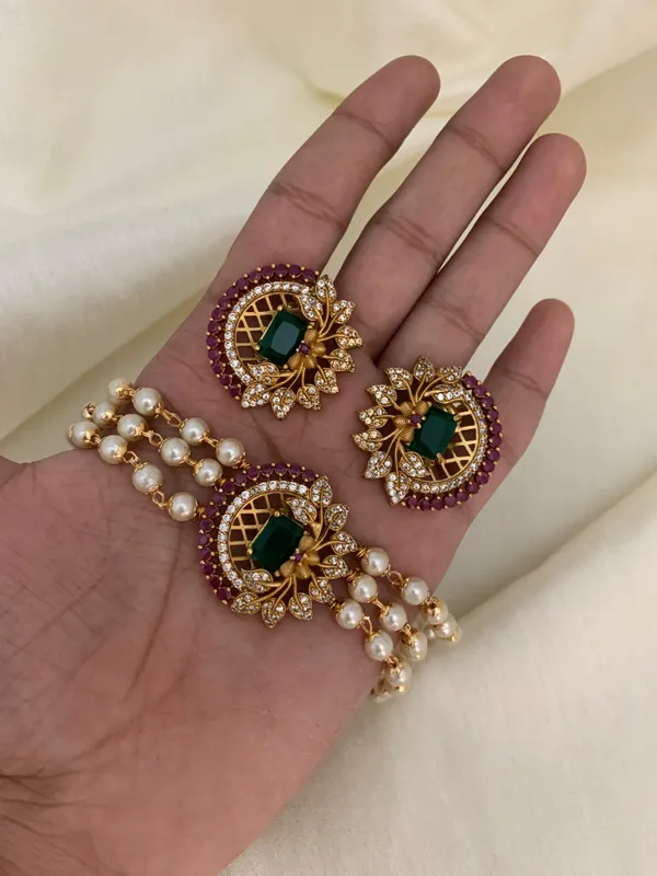 Traditional_Flower_designed_High_Neck_Choker_set