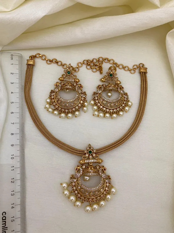 Latest_Matte_finish_Chain_style_Necklace_set