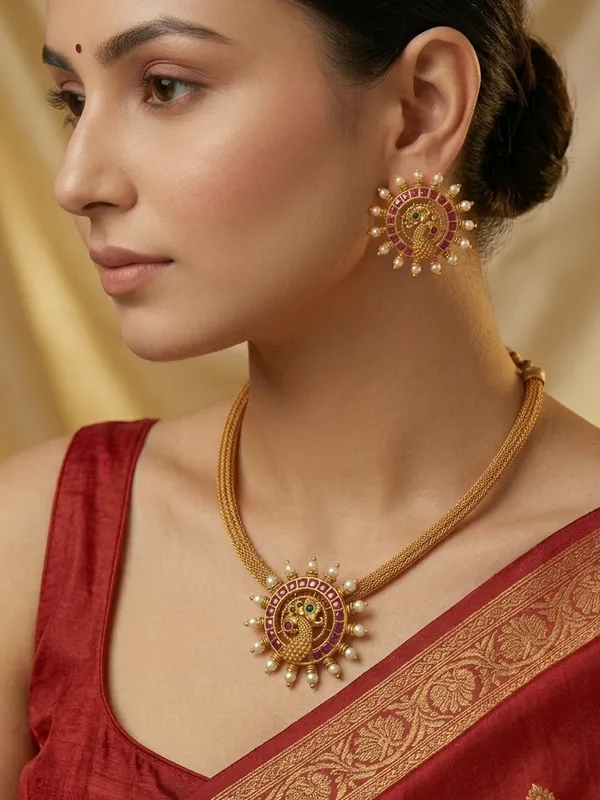 Trendy_Kemp_Peacock_Pendant_Chain_style_Necklace_set