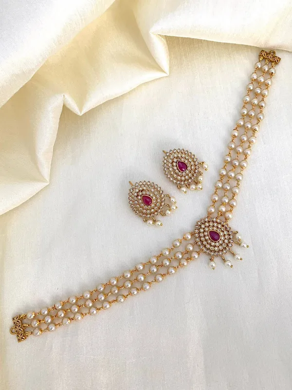 Exclusive_Ad_matte_finish_Choker_set