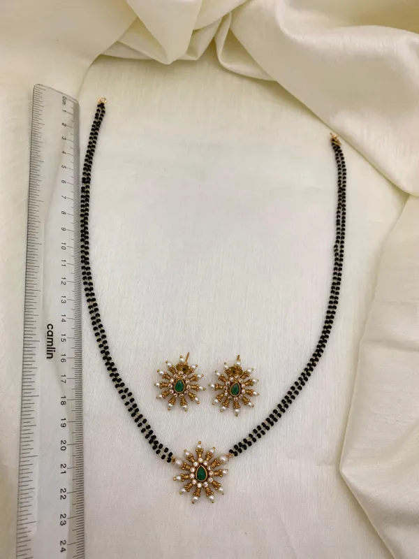 Simple_&_Elegant_Pendant_with_Mangalsutra_set