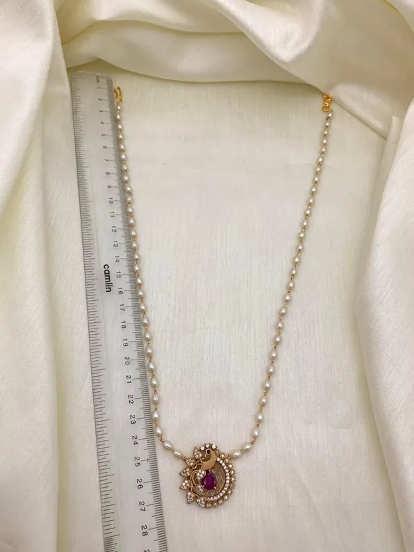 Latest_Peacock_design_Single_line_Pearl_Necklace