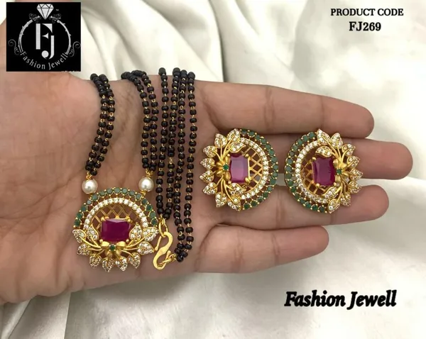 Pretty_Flower_designed_Pendant_with_Earring_Mangalsutra_set