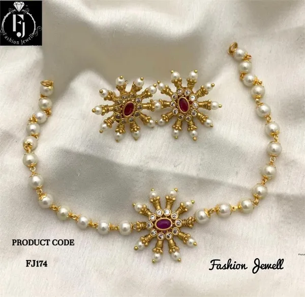 Vayu_Antique_Choker_Set