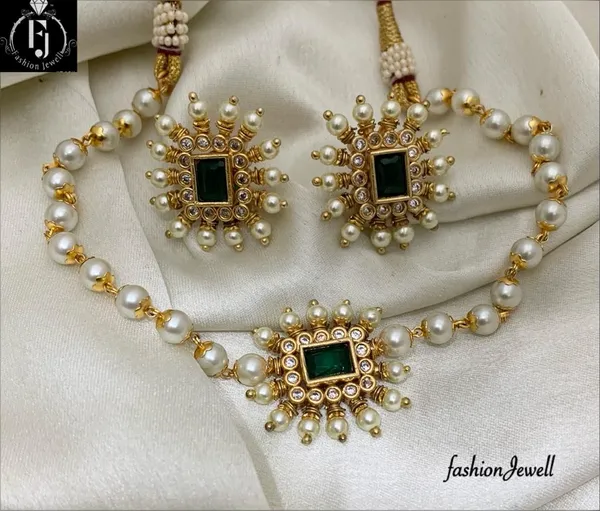 Bella_Nakshatra_CZ_Pearl_Choker_Set