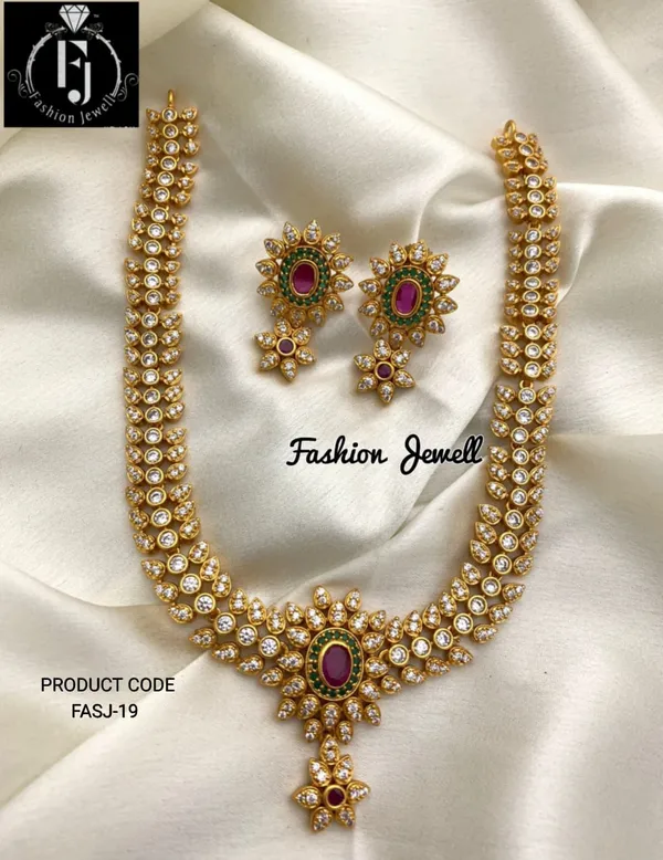 Uri_Delicate_CZ_Necklace_Set