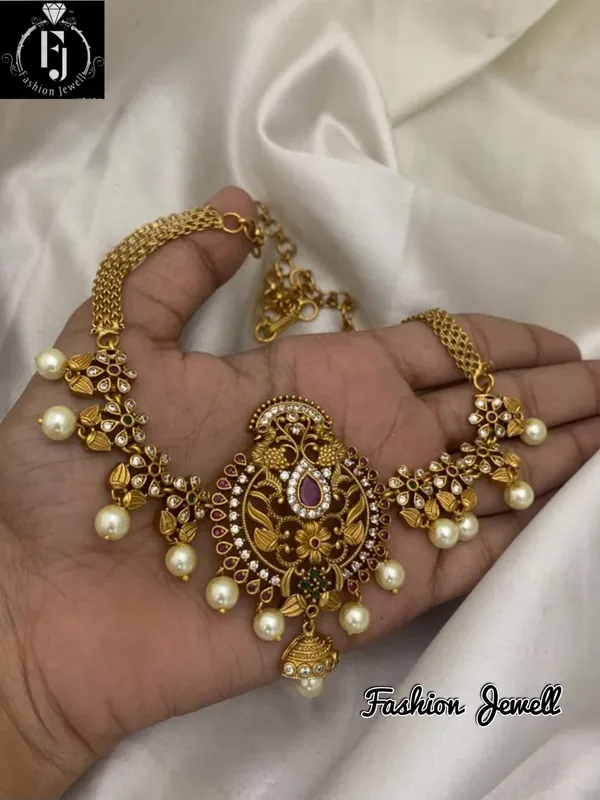 Traditional_Matte_finish_High_raise_Choker_set