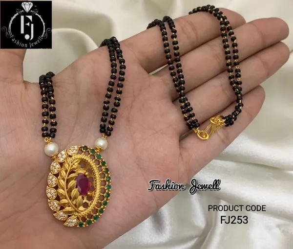 Gorgeous_Leaf_design_Pendant_Mangalsutra