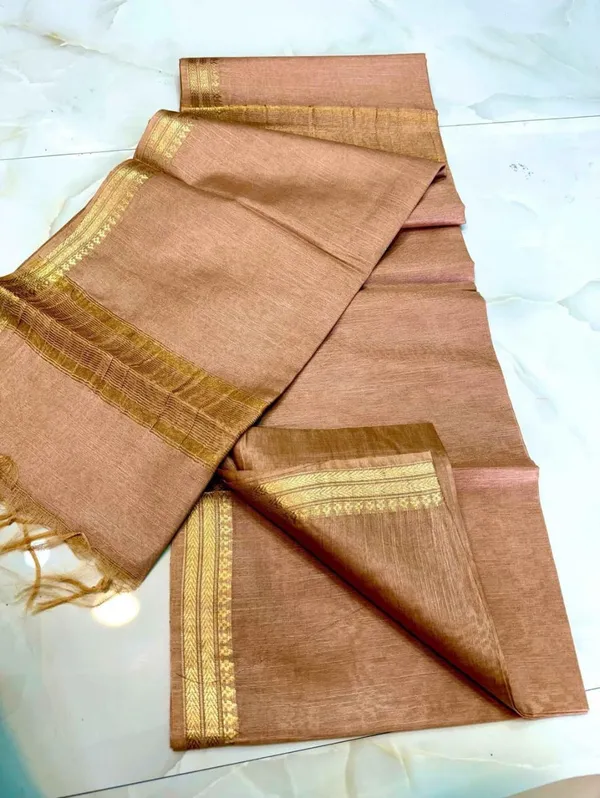 Women's_Exquisite_Semi_Tussar_Silk_Sarees_with_Blouse