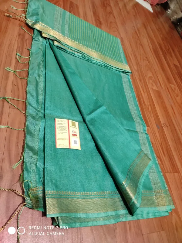 Women's_Bhagalpuri_Handwoven_Mini_Checks_Semi_Tussar_Soft_Silk_Saree_With_Designer_Zari_Border_Weaving,_Unstitched_Running_Blouse_Piece