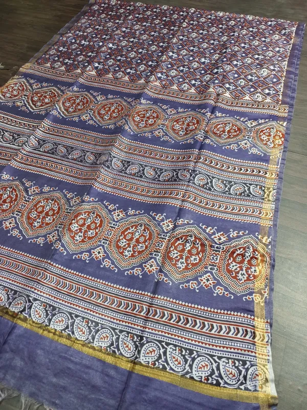Women's_Semi_Tussar_Silk_Madhubani_Print_Saree_With_Running_Blouse_Piece