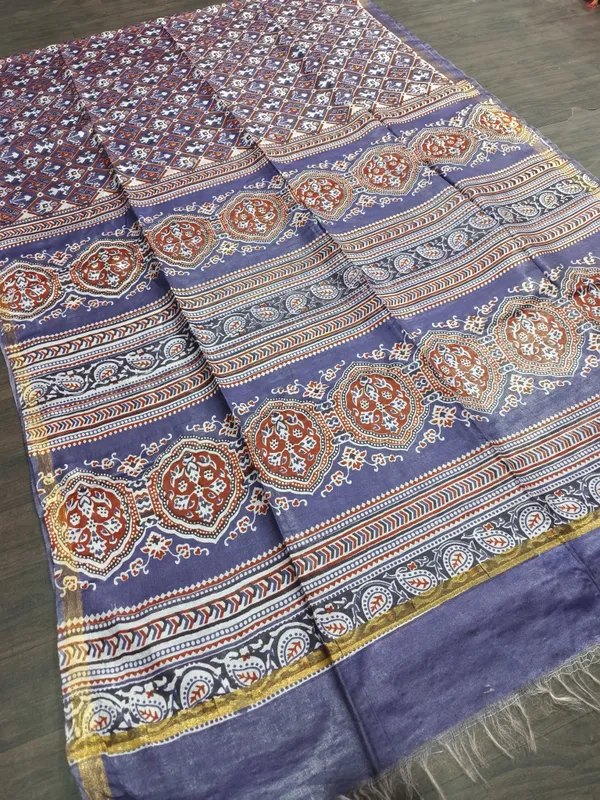 Women's_Semi_Tussar_Silk_Madhubani_Print_Saree_With_Running_Blouse_Piece