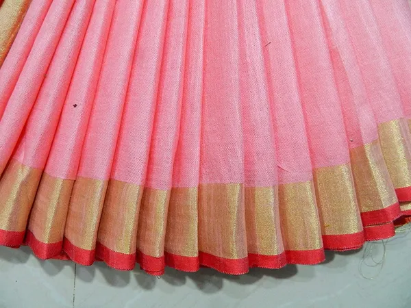 Peach_Women's_Linen_Slub_Saree_With_Contrast_Blouse_Piece