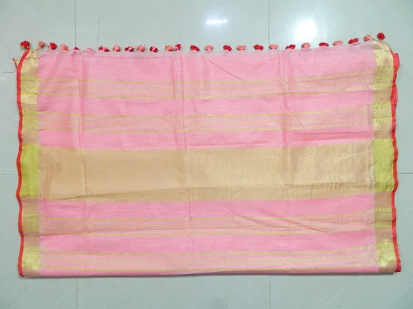 Peach_Women's_Linen_Slub_Saree_With_Contrast_Blouse_Piece