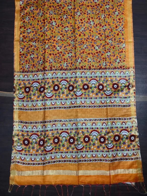 Women's_Semi_Tussar_Silk_Madhubani_Print_Saree_With_Running_Blouse_Piece