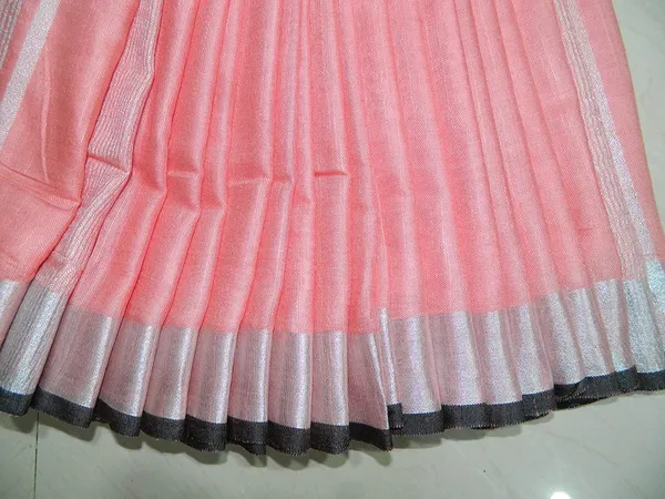Women's_Linen_Slub_Saree_With_Contrast_Blouse_Piece