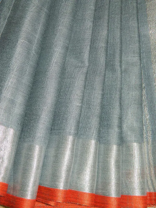 Women's_Linen_Slub_Saree_With_Contrast_Blouse_Piece