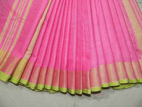 Women's_Linen_Slub_Saree_With_Contrast_Blouse_Piece