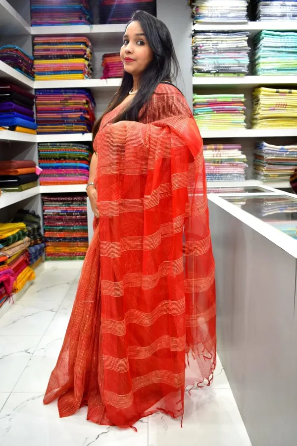 Red_Organza_Art_Silk_Saree_With_Running_Blouse_Piece_For_Women