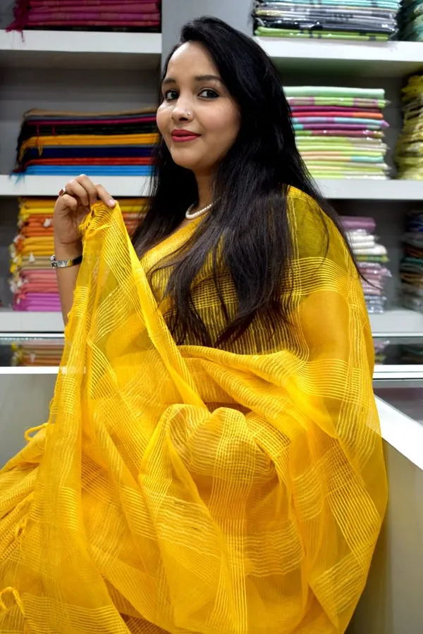 Yellow_Organza_Art_Silk_Saree_With_Running_Blouse_Piece_For_Women